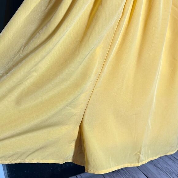 Love Tree Women's Sleeveless Crochet Open Back Yellow Romper Size S NWT - Picture 6 of 13